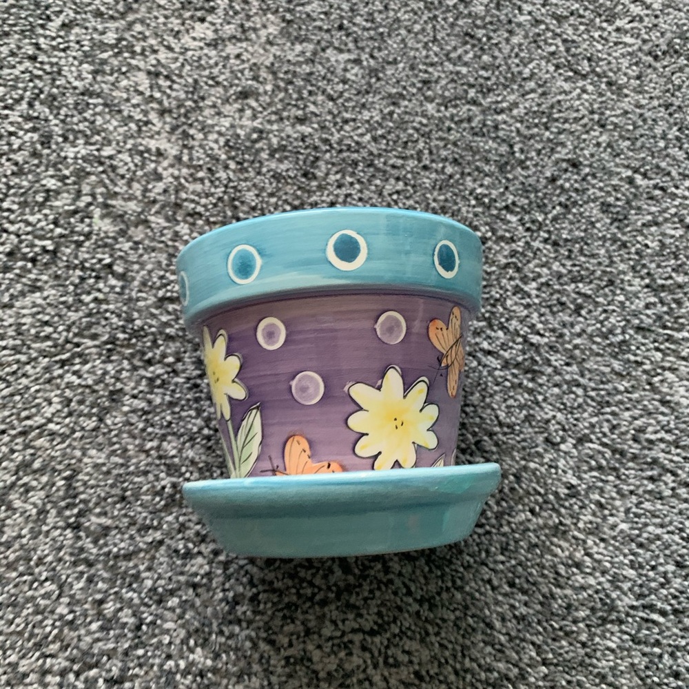 Flower pot